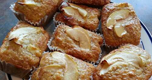 PETITS PAINS AUX POMMES ET ÉRABLE