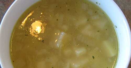 SOUPE DE POMMES DE TERRE ET OIGNONS