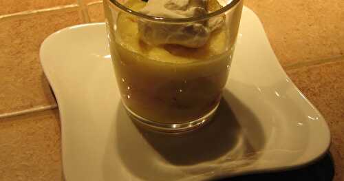 VERRINE DESSERT CRÈME ANANAS-COCO ET FRAISES