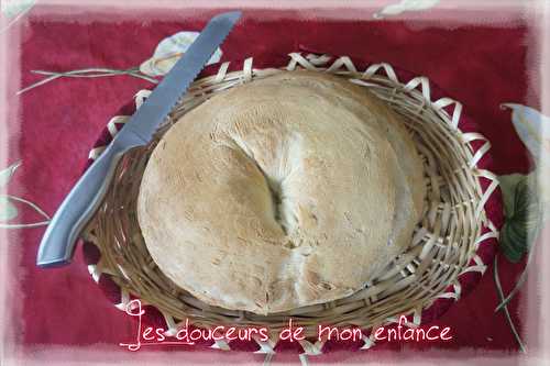 Couronne de pain croustillante