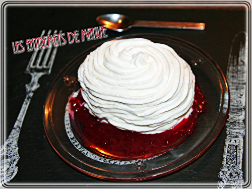 Boule de neige et Dame fruits rouges