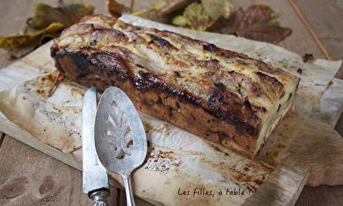 Cake aux poires, chocolat et fève tonka