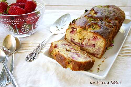 Cake moelleux aux fraises, mascarpone et citron vert