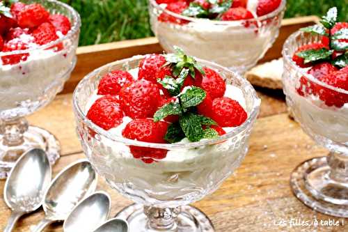 Coupe minute aux fraises et lemon curd