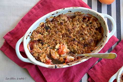 Crumble muesli et noix de coco aux fruits d’été