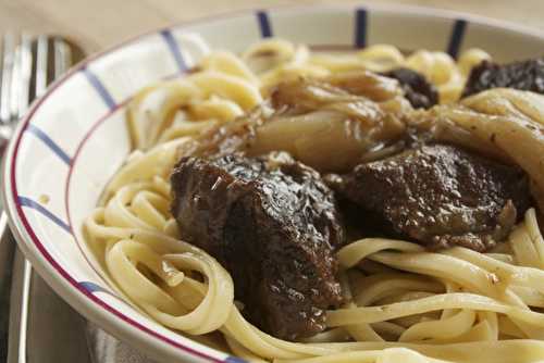 Joues de boeuf aux échalotes confites