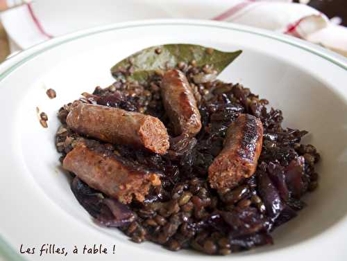 Lentilles aux merguez et oignons caramélisés