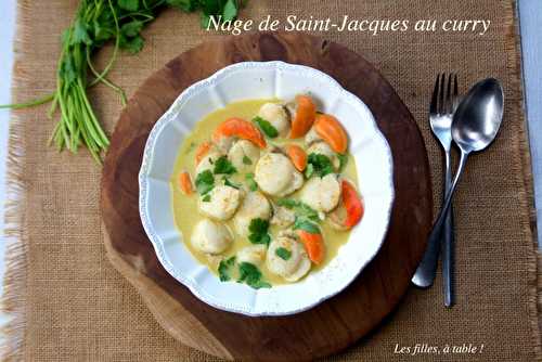 Nage de Saint-Jacques au curry doux