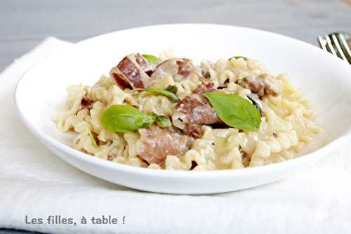 One pot pasta au gorgonzola et aux noix