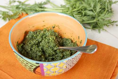 Pesto aux fanes de carottes