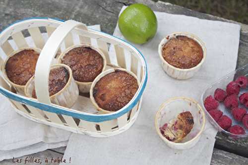 Petits gâteaux framboises et citron vert à la brousse