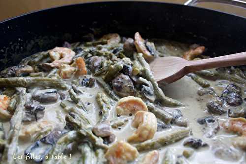 Poêlée de crevettes, champignons et asperges, sauce au curry