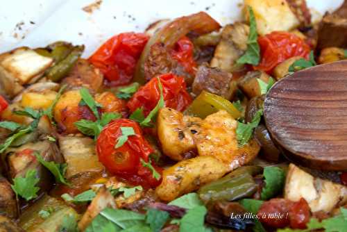 Salade de légumes rôtis et halloumi