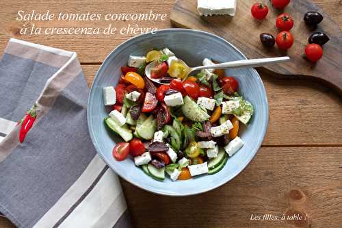 Salade de tomates à la crescenza de chèvre