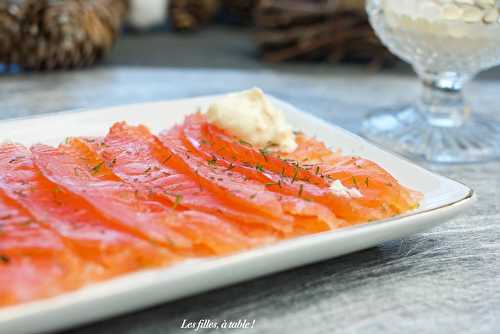 Saumon gravlax au miel et à l’orange