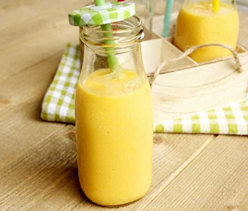 Smoothie à la mangue et à la noix de coco