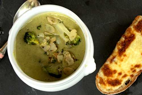 Soupe de broccoli et cheddar