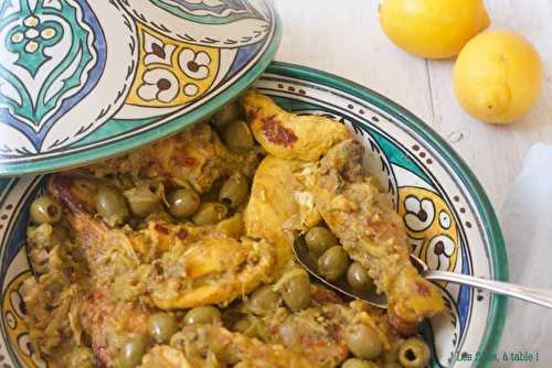 Tajine de poulet au citron confit et olives