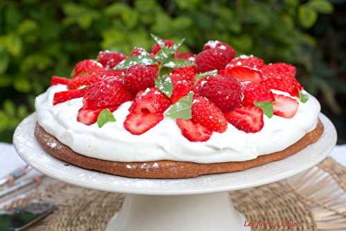 Tarte aux fraises chantilly sur sablé breton