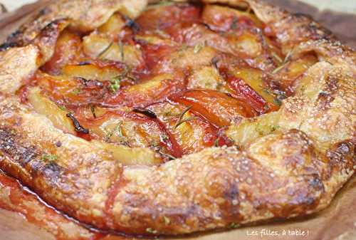 Tarte aux pêches, citron vert et romarin de Yotam Ottolenghi