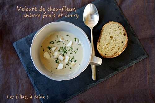 Velouté de chou-fleur, chèvre frais et curry