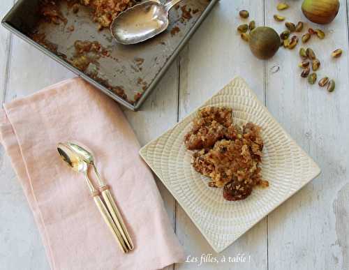 Crumble de figues caramélisées au vinaigre balsamique et pistaches