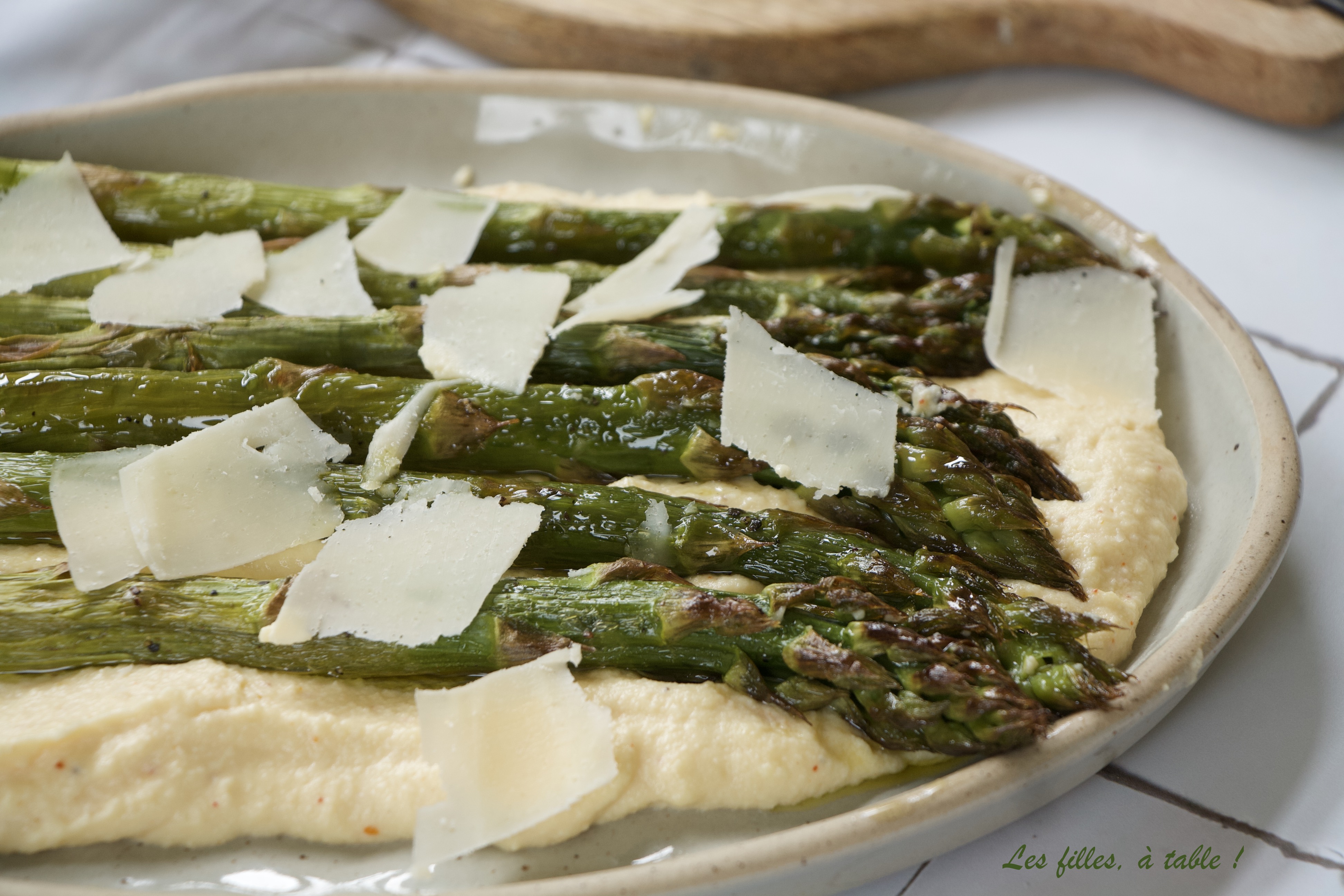 Asperges rôties, crème de parmesan