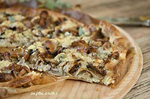 Tarte feuilletée aux pleurotes, girolles et gorgonzola