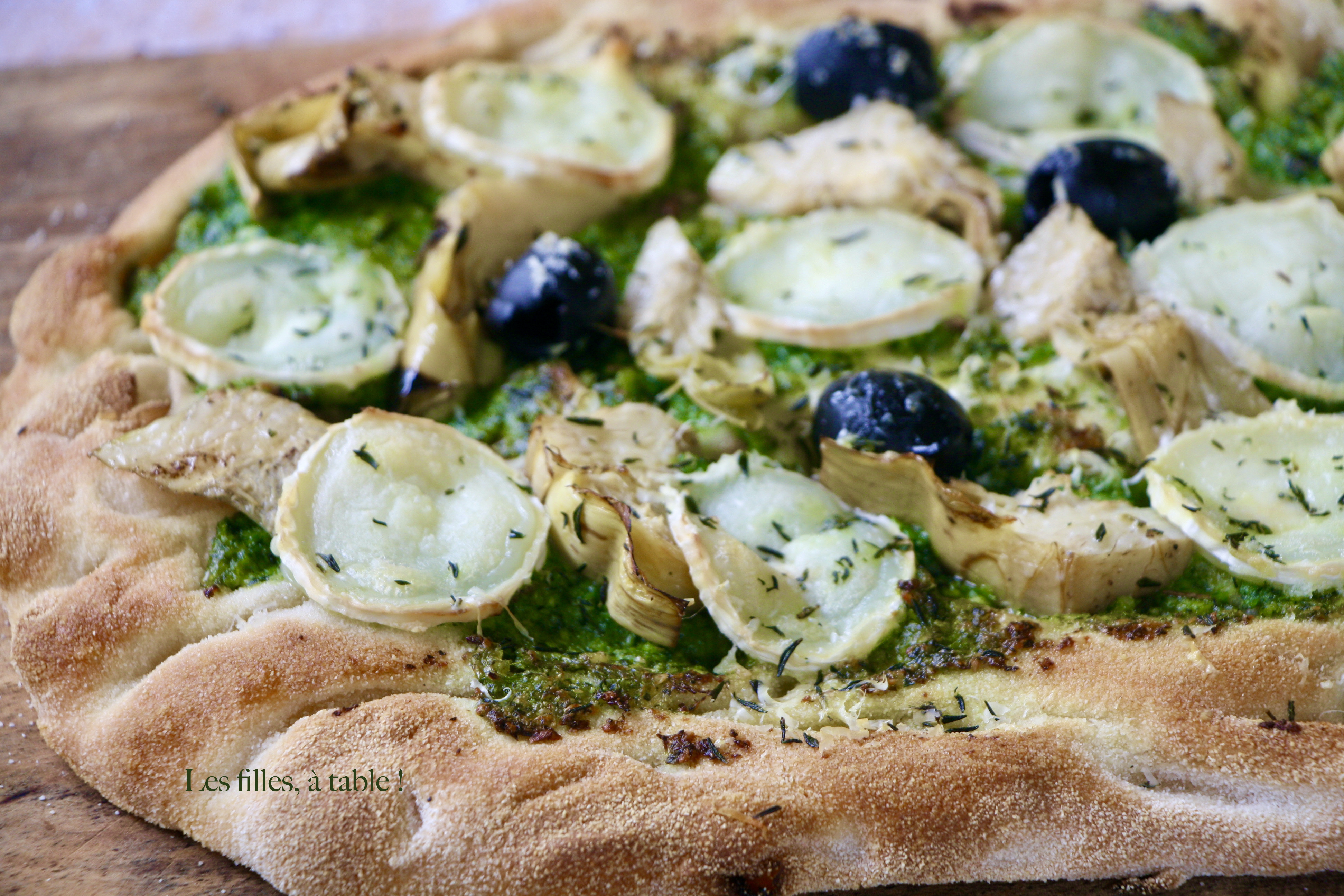 Pinsa romana au pesto de cima di rapa