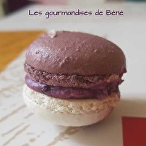 Macarons à la mûre