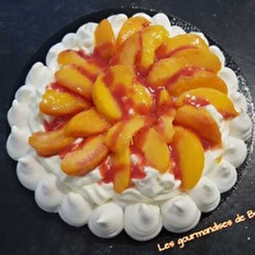 Pavlova aux pêches