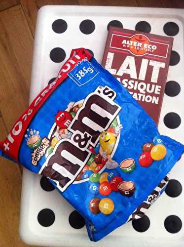 Brownies au chocolat au lait dégustation et M&M'S Crispy .