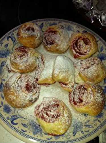 Feuilletés à la confiture de fraise citron maison