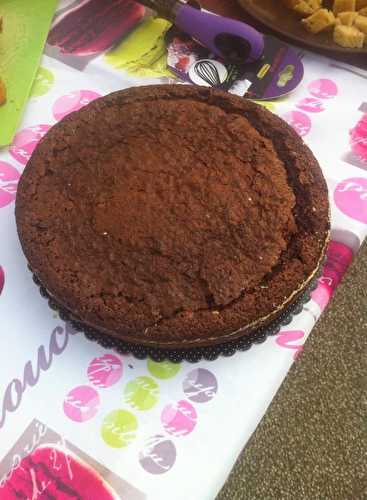 Gâteau au chocolat noir fèves de cacao équitable au Muscat de Lunel . - Les Gourmandises de Bénédicte 