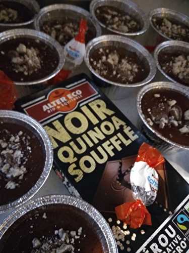 Les Délices de Clément : Ses mousses au chocolat noir au quinoa soufflé équitable et schoko-Bons .