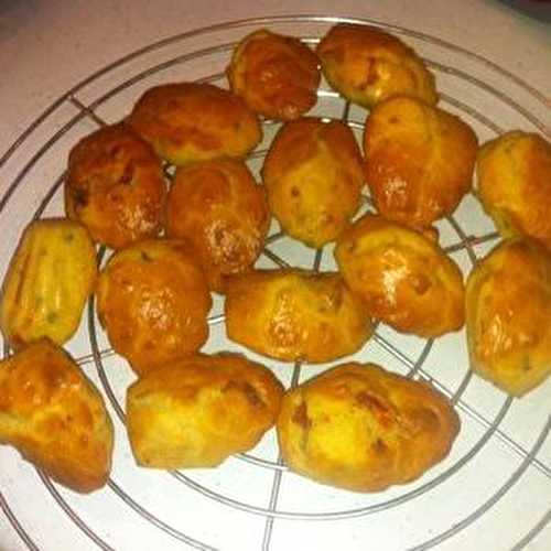 Madeleines à la ciboulette tomates séchées au piment d'espelette