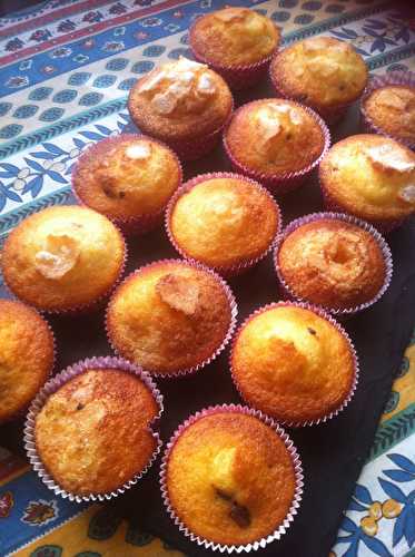 Madeleines espagnoles au cœur fondant au chocolat au lait équitable .