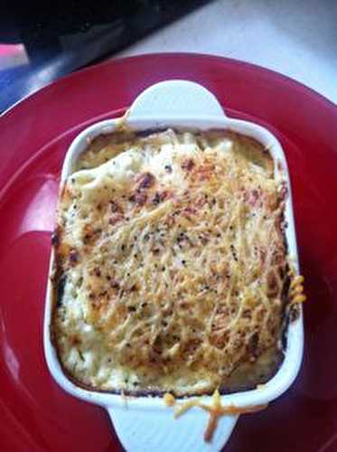 Petite lasagne maison au poisson minis courgettes crème de curry.