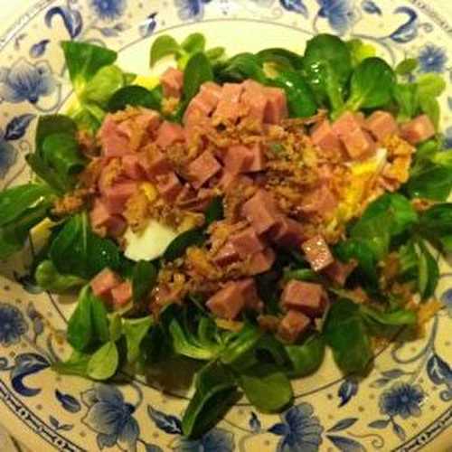 Petite salade fraîcheur et ses oignons frits - Les Gourmandises de Bénédicte 