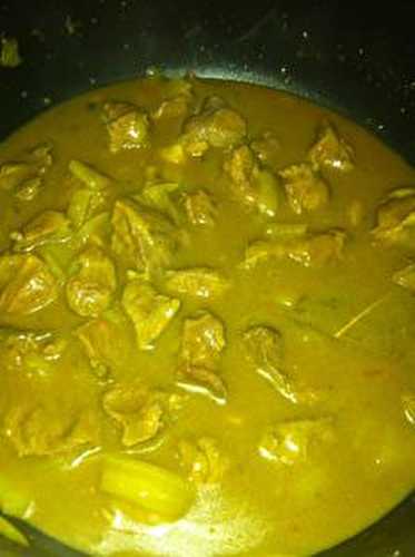 Sauté de joue de porc au curry d 'Inde.