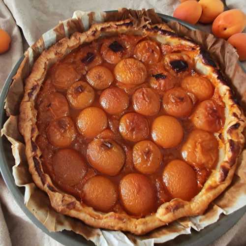 Tarte aux abricots et sa comptée d'abricots à la vanille au sucre roux  de Guadeloupe sans gluten.