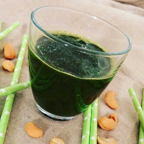 Tous au vert : Smoothie à la roquette aux noix de Cajou .