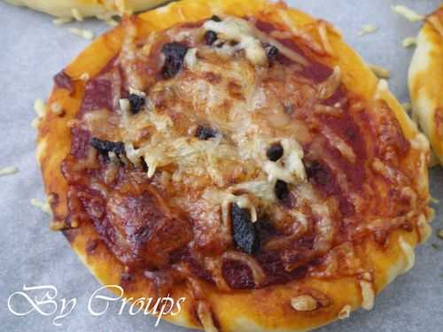 Mini-pizza aux lardons - Les gourmandises de Croups