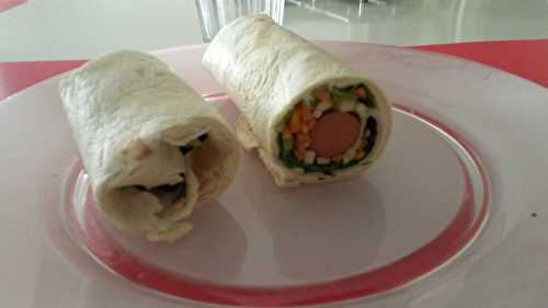 Wrap saussice et crudités