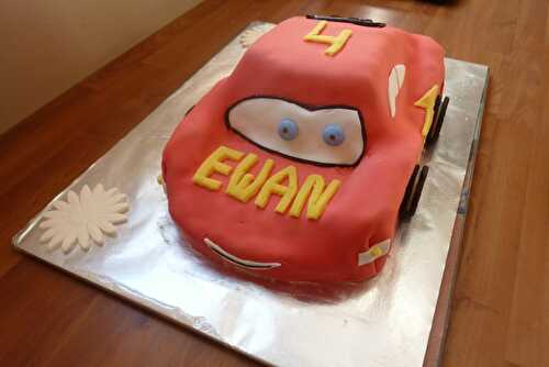 Gâteau d'anniversaire Cars