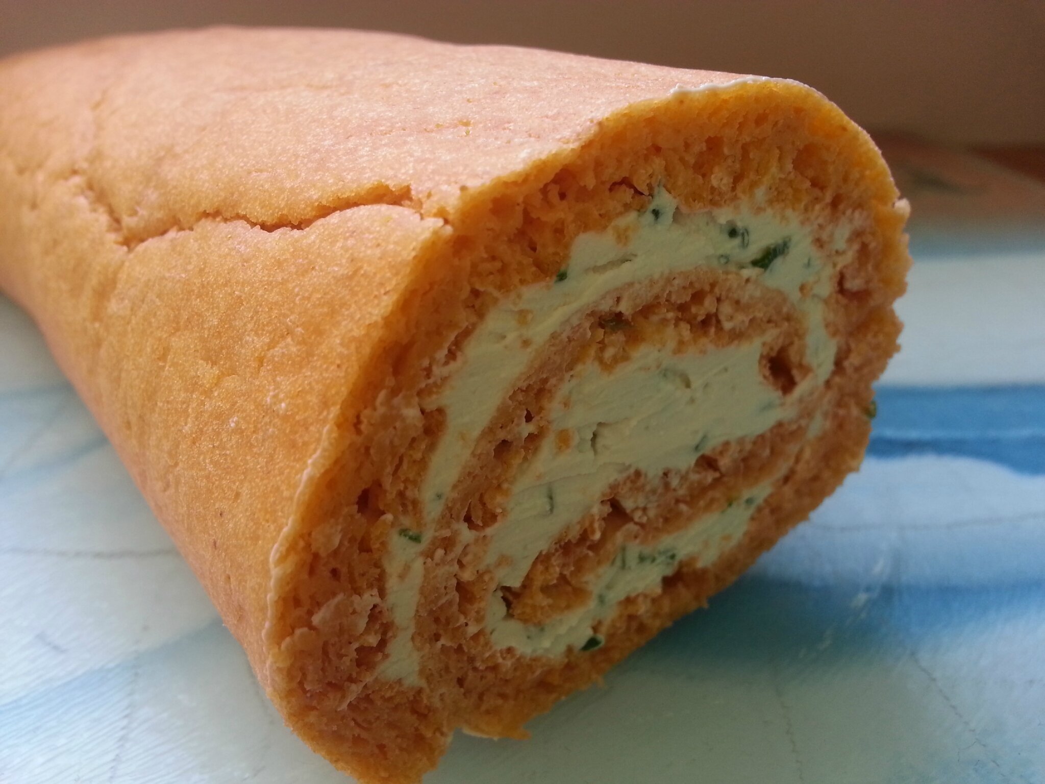 Roulé à la tomate et fromage frais