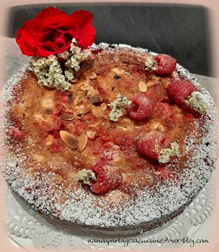 💕 Gâteau moelleux et croustillant d octobre rose à la framboise 💕