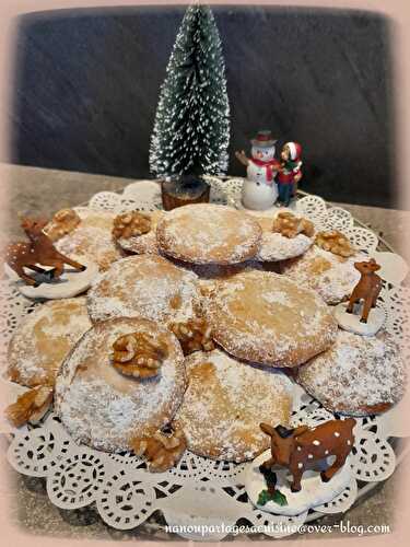 🎄 Sablés de Noël farcis à la pâte de noix 🎄 - L atelier de nanou