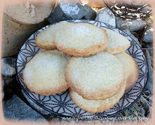 Sablés fourrés à la pâte à tartiner 🌞