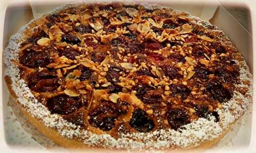 Tarte amandine aux cerises noires